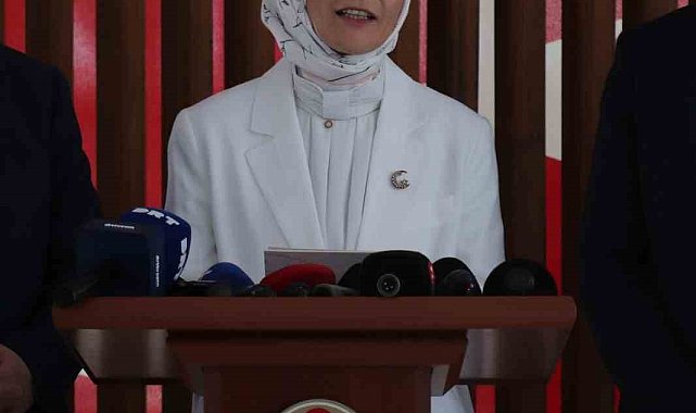 Bakan Göktaş, Denizli'de krediden faydalanan çiftin nikahını kıyacak