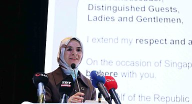 Bakan Göktaş: "Singapur ile ilişkilerimizi yeni adımlarla güçlendirme konusunda kararlıyız"