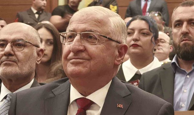 Bakan Güler: "Şehit ve gazilerimizin gösterdiği emsalsiz gayretler Türkiye'nin en sağlam teminatıdırlar"