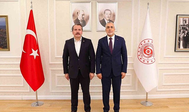 Bakan Işıkhan, Memur-Sen Genel Başkanı Yalçın ile bir araya geldi