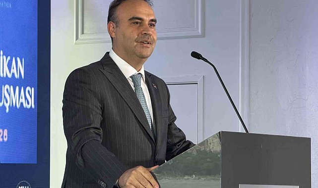 Bakan Kacır: "Bugünün Türkiye'si dünyanın en büyük 11. savunma sanayi ihracatçısı"