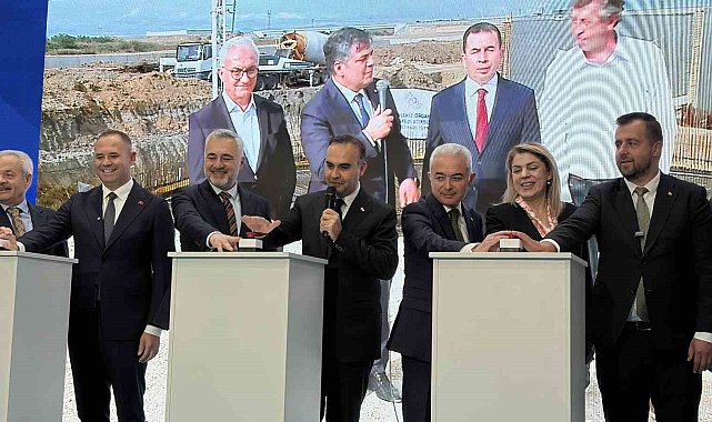 Bakan Kacır: "Milli gelirimiz son 23 yılda 238 milyar dolardan 1,6 trilyon dolara yükselirken, kişi başına milli gelirimiz 18 bin doları aştı"