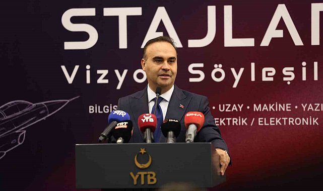 Bakan Kacır: "Öyle kuvvetleneceğiz ki, dünyada hiç kimse mazlumlara ve Türk milletine zarar vermeyi aklının ucundan dahi geçiremeyecek"