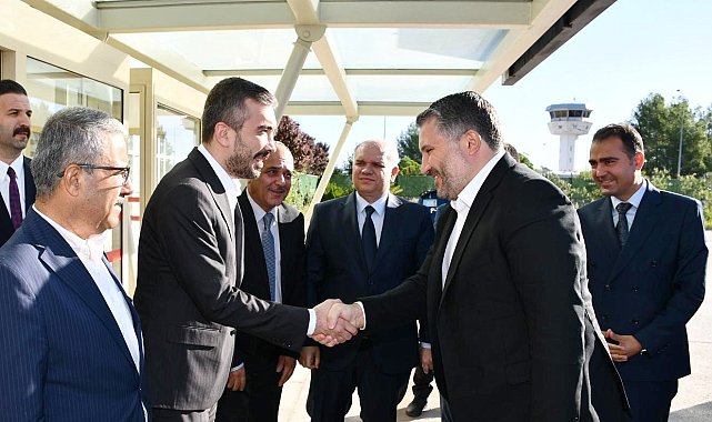 Bakan Yardımcısı İnan, Adıyaman'da iş dünyasıyla buluştu