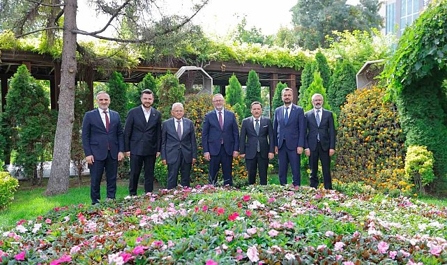 Bakan Yardımcısı Yılmaz'dan Başkan Büyükkılıç'a 'kültür' övgüsü