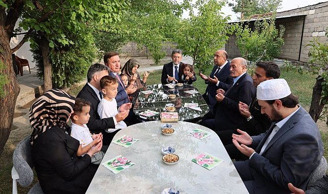 Bakan Yumaklı, şehit Jandarma Er Yakup Koç'un ailesini ziyaret etti