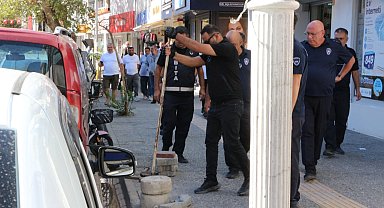 Balıkesir Edremit'te kaldırım işgallerine zabıtadan denetim