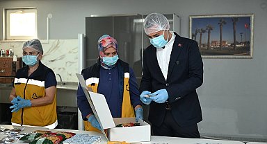Balıkesir'de öğrencilere beslenme paketi desteği