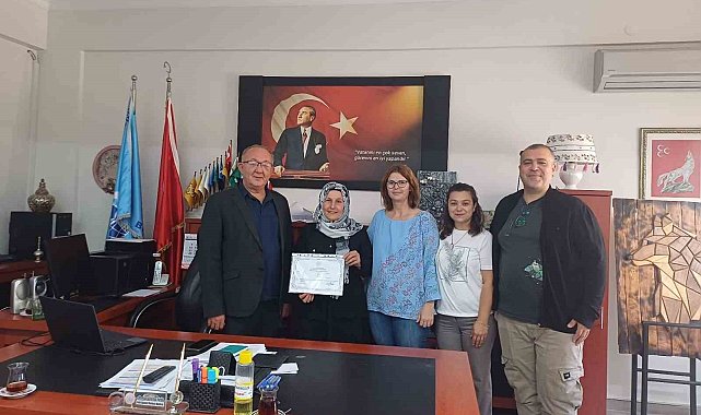 Bandırma'da azim ve kararlılıkla gelen başarı 7 ayda okuma yazma öğrendi