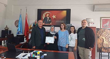 Bandırma'da azim ve kararlılıkla gelen başarı 7 ayda okuma yazma öğrendi