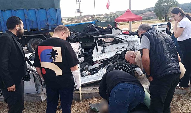 Bandırma'da feci kaza: Hamile kadın ve 3 yaşındaki kızı hayatını kaybetti
