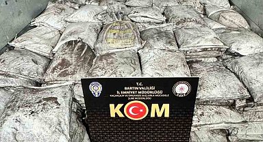 Bartın'da 8 ton titanyum ele geçirildi