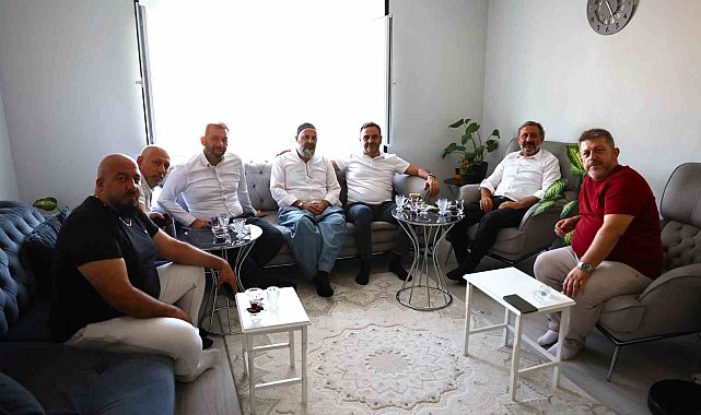 Başiskele'de vatandaşlarla gönül buluşmaları