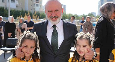 Başkan Çolakbayrakdar: "Büyük ve güçlü Türkiye'nin geleceğini inşa edecek nesiller yetiştiriyoruz"