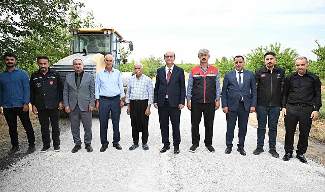 Başkan Geçit, "Yeşilyurt'un her noktasında çalışmalarımız devam ediyor"