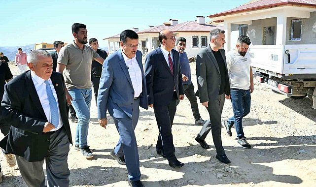 Başkan Geçit'ten Kadiruşağı Mahallesi'ne köprü müjdesi
