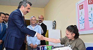 Başkan Oktay Yılmaz, özel öğrencilerin heyecanına ortak oldu