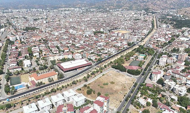 Başkan Tetik yeni asfaltı direksiyon başında test etti