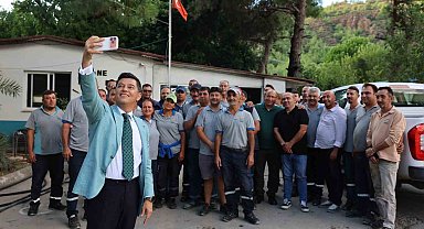 Başkan Ünlü Temizlik İşleri Müdürlüğü personeli ile bir araya geldi