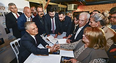 Başkan Uysal'ın Ankara Kitap Buluşması'na yoğun ilgi