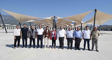Başkan Vekili Özdemir: "1,5 milyar TL'yi aşan yatırımla 50 yıllık sorunu çözeceğiz"