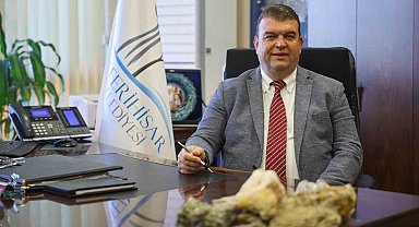 Başkan Yetişkin'in, sevgilisine yazdığı mesajlar dikkat çekti