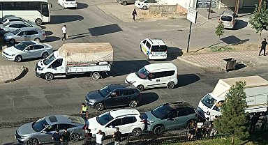 Batman'da 4 araçlı zincirleme kaza