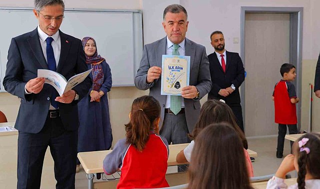 Bayburt'ta birinci sınıf öğrencileri okul heyecanı yaşadı