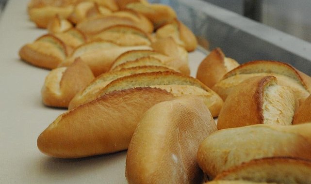 Bayburt'ta ekmeğe 3 lira zam geldi