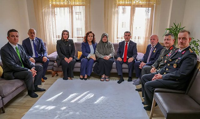 Bayburt'ta Kıbrıs gazileri evlerinde ziyaret edildi