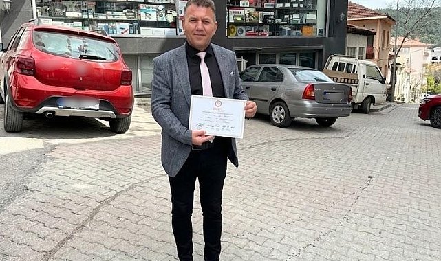 Bayırköy Belediyesi'nde 1 CHP'li meclis üyesi Yeni Parti'ye geçmedi