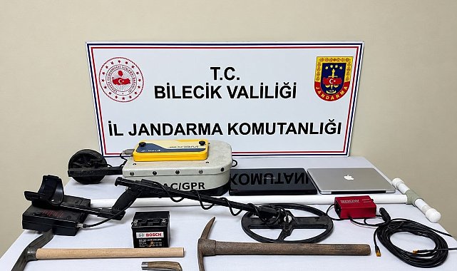 Bilecik'te 4 kişi define ararken suçüstü yakalandı