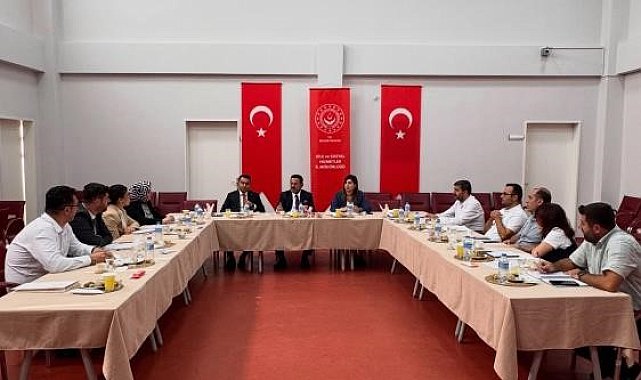 Bilecik'te kuruluş müdürleri aylık değerlendirme toplantısında buluştu