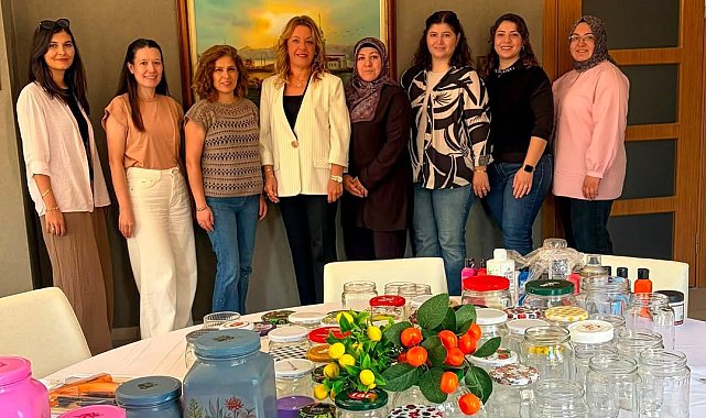 Bilecik'te polis eşlerinden öğrenciler için hayır çarşısı hazırlığı