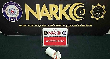 Bilecik'te şehirlerarası otobüste 2 şahıs üzerinden uyuşturucu çıktı
