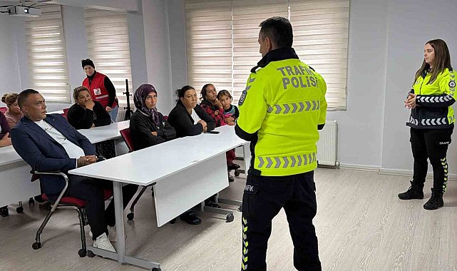 Bolu'da atık toplayıcılarına 'güvenli patpat' eğitimi