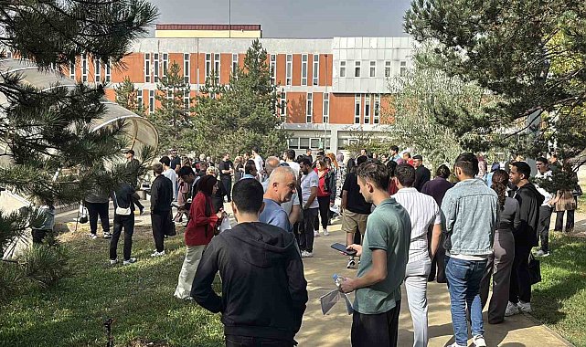 Bolu'da binlerce memur adayı KPSS'de ter döktü