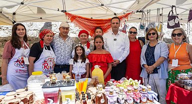Bornova'da reçel şenliği... Reçel kapitalizmi yenecek!