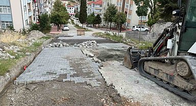 Boyabat'ta bozulan yollar onarılıyor