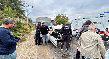 Bozdoğan'da trafik kazası: 1 ölü, 2 yaralı