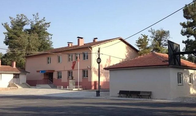 Buldan Alacaoğlu Ortaokulu için yıkım kararı