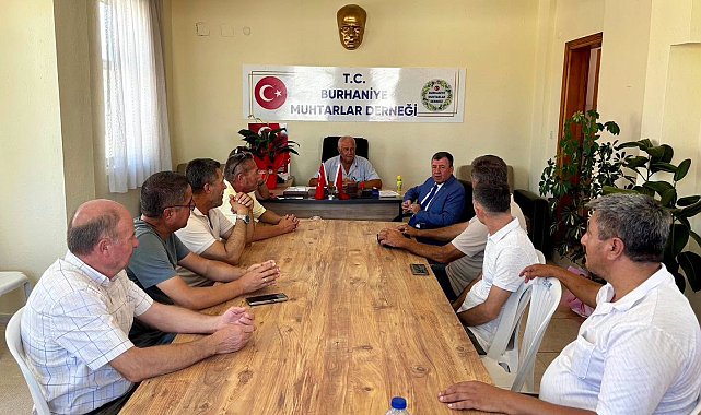 Burhaniye'de muhtarlar toplantısı yapıldı