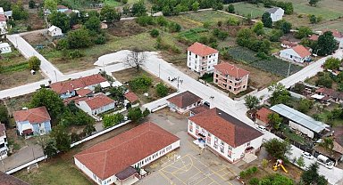 Bursa İnegöl'ün Kurşunlu Mahallesi'nde 8 sokakta sathi kaplama