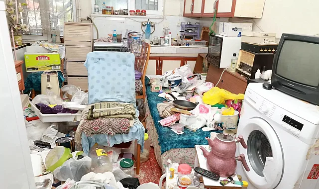 Bursa Osmangazi'de çöp eve belediyeden hızlı müdahale