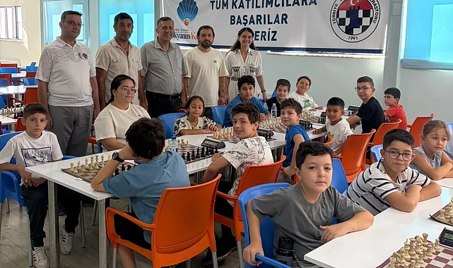 Bursa Yenişehir'de hızlı satranç heyecanı