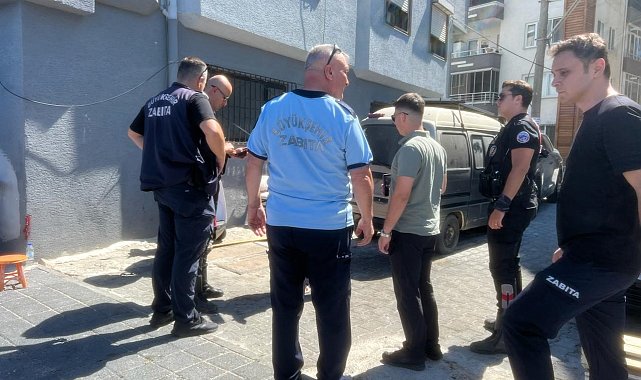 Bursa'da seyyar satıcı denetiminde arbede: Zabıta memuru yaralandı