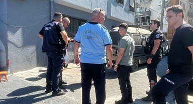 Bursa'da seyyar satıcı denetiminde arbede: Zabıta memuru yaralandı