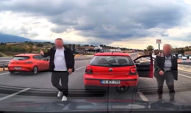 Bursa'da yol kestiler, 360 bin lira ceza yediler