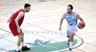Bursa'da basketbolun güçlü ekipleri Osmangazi'de buluştu