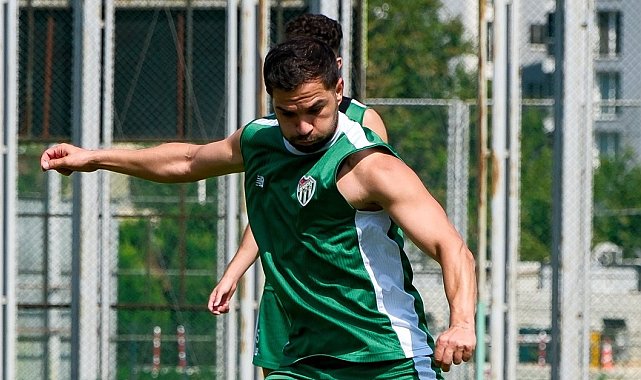 Bursaspor, Manisa FK maçının hazırlıklarına ara vermeden başladı